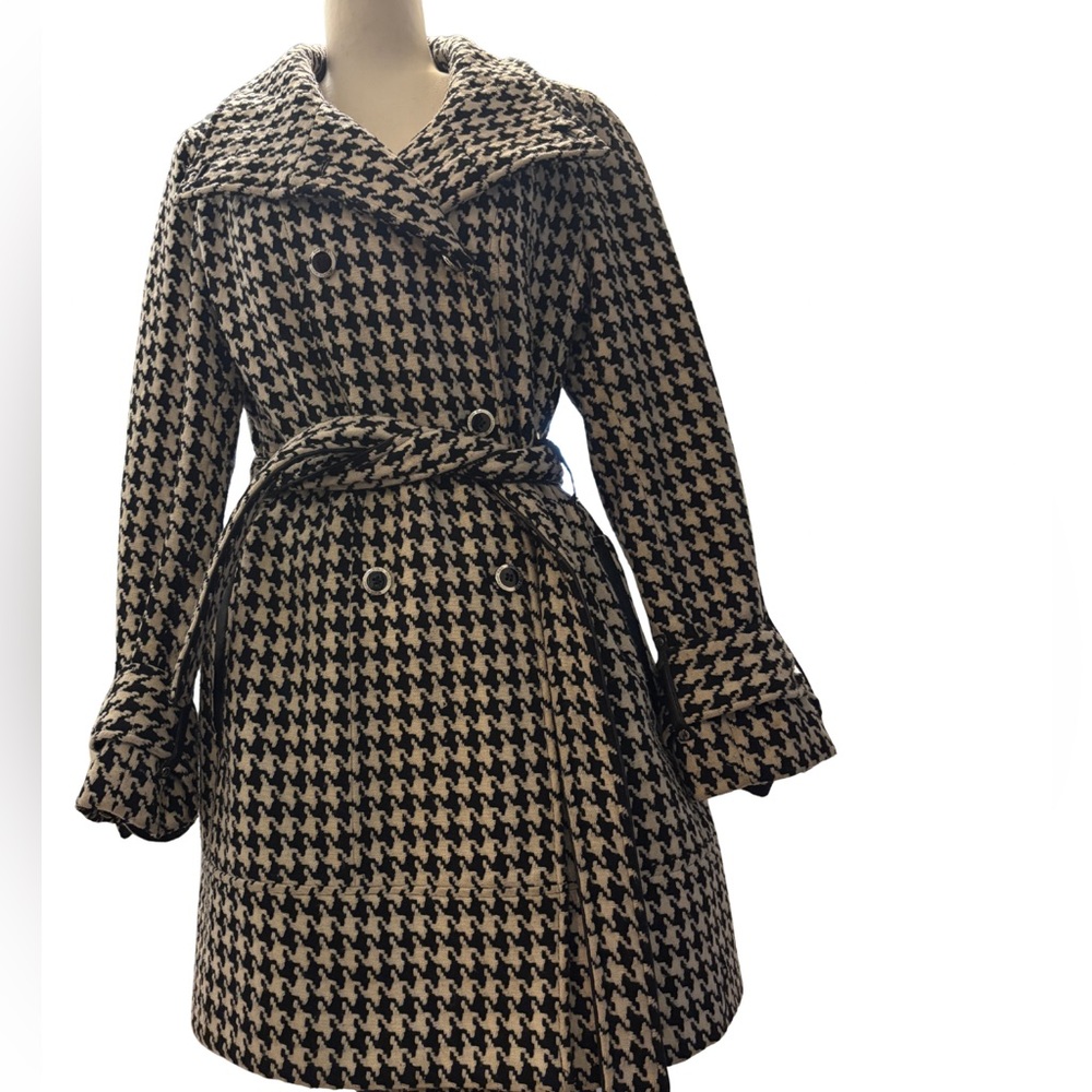 Calvin Klein Black and Cream Houndstooth Coat